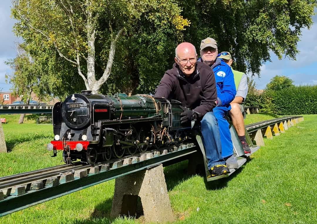 Field Place Miniature Railway